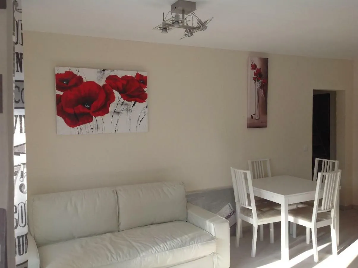 Rez De Villa Pebrier Fréjus شقة