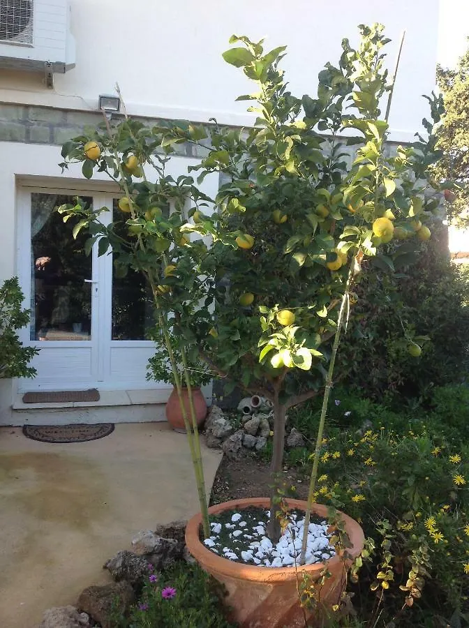 Rez De Villa Pebrier Fréjus 0*,  فرنسا